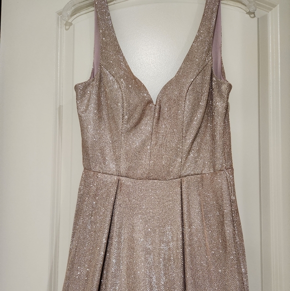 New Sparkly pink dress - Picture 2 of 5